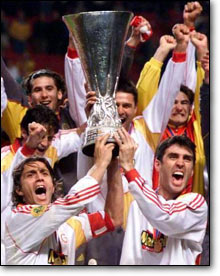 Galatasaray, Arsenal'i yenerek UEFA Kupas'n kazand